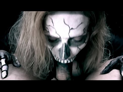 ❤️ Demon girl chupando pollas con su boca negra y tragando semen ️ Sexo en es.xxxhdporn.ru ❌️